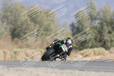 media/Oct-04-2025-CVMA (Sat) [[408bcdd6e4]]/Race 13-Amateur Supersport Open/